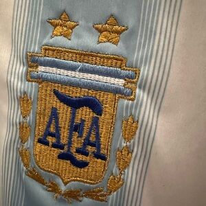 Argentina men’s XL soccer shirt direct from Argentina. Xl runs small